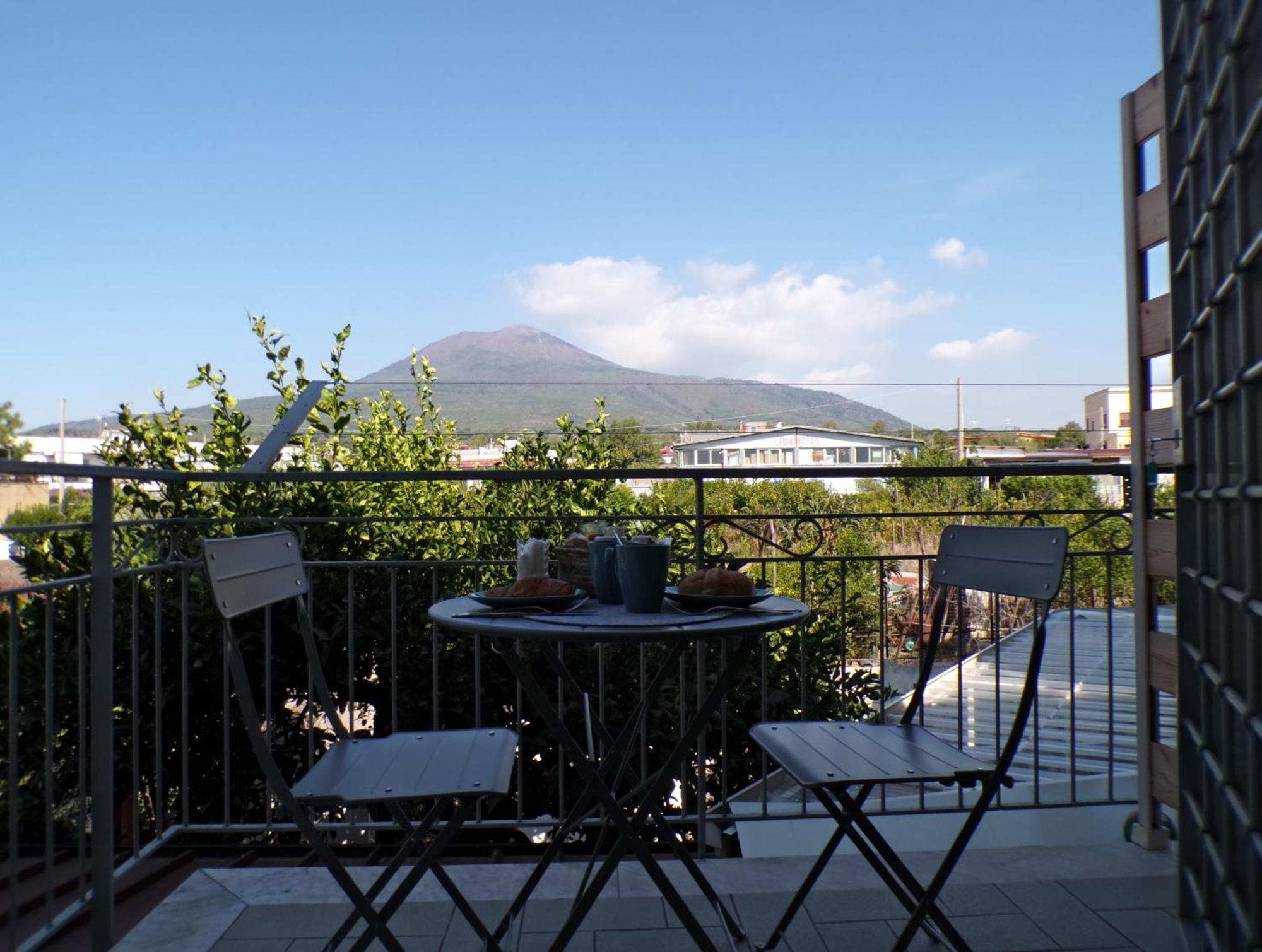 Casa Di Nonna Margherita Trecase Exteriör bild